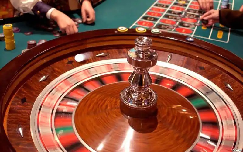 Baccarat Live Casino မြန်မာ ဒိုင်နှင့် ကစား